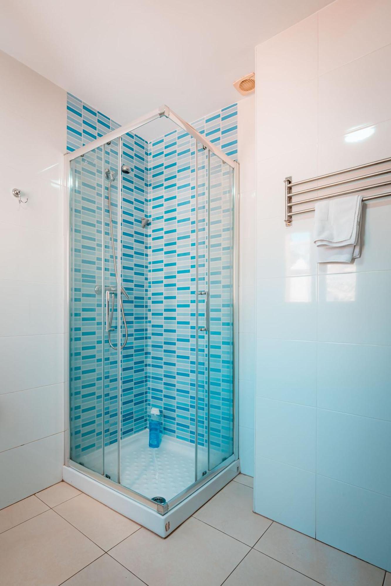 Qh Elvira Apartment Granada Ngoại thất bức ảnh