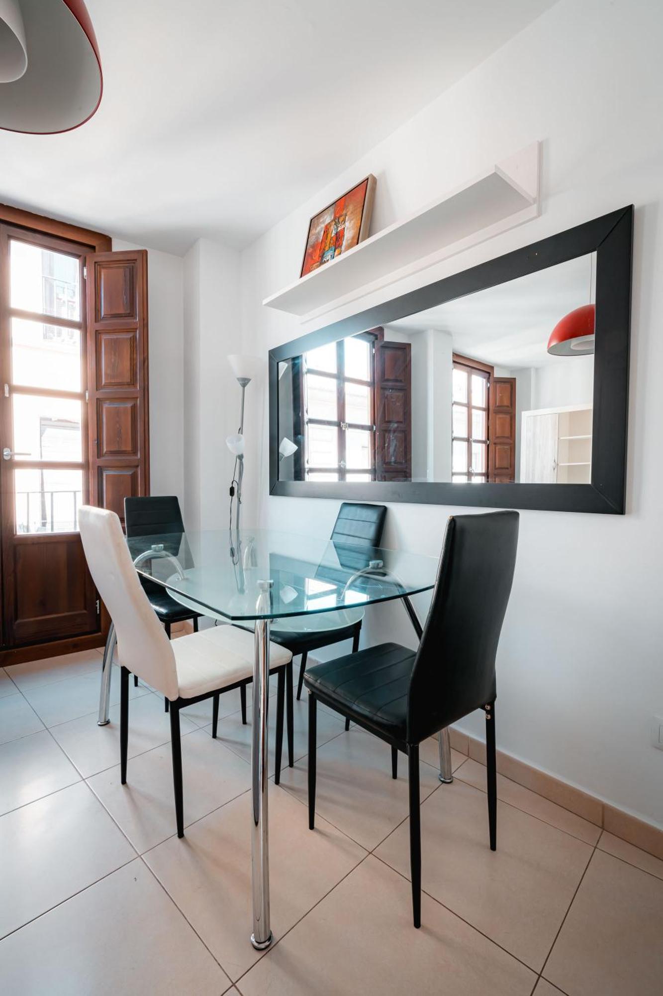 Qh Elvira Apartment Granada Ngoại thất bức ảnh